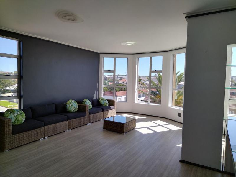 2 Bedroom Property for Sale in Summerstrand Eastern Cape